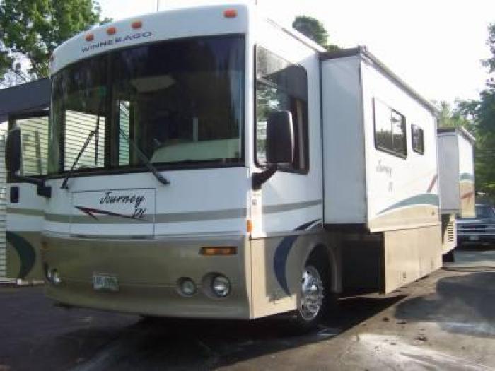 2001 winnebago journey 36dl specs