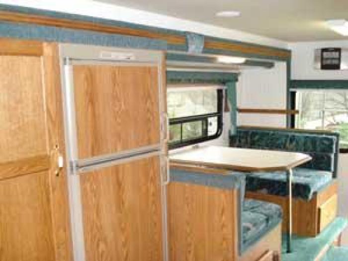 2000 Arctic Fox 1150 Pictures : Listing ID #9487 : RV Clearinghouse